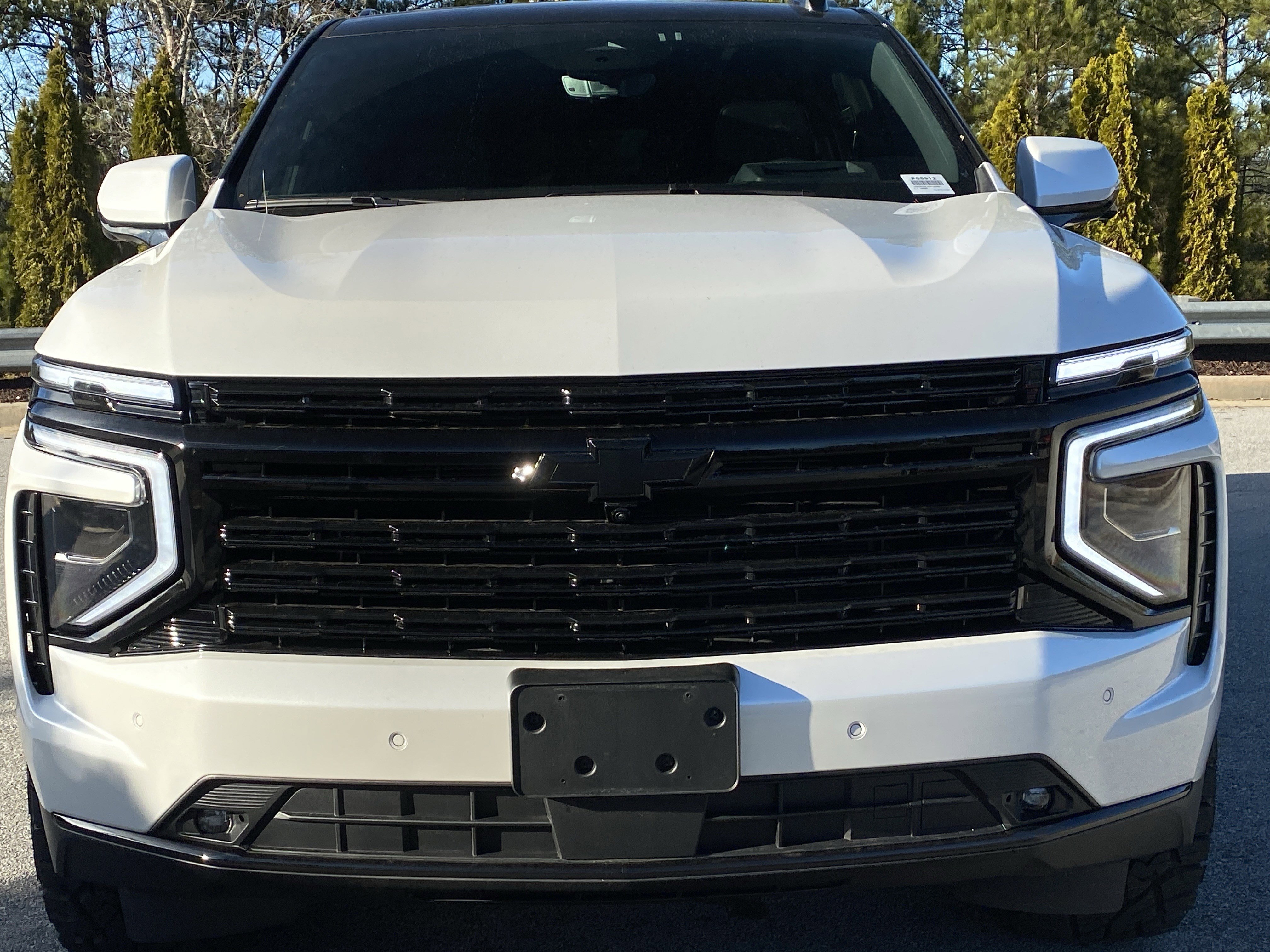 Used 2025 Chevrolet Suburban High Country image 19