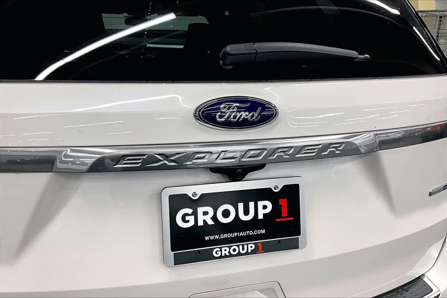 Used 2018 Ford Explorer Platinum AWD/4WD image 9