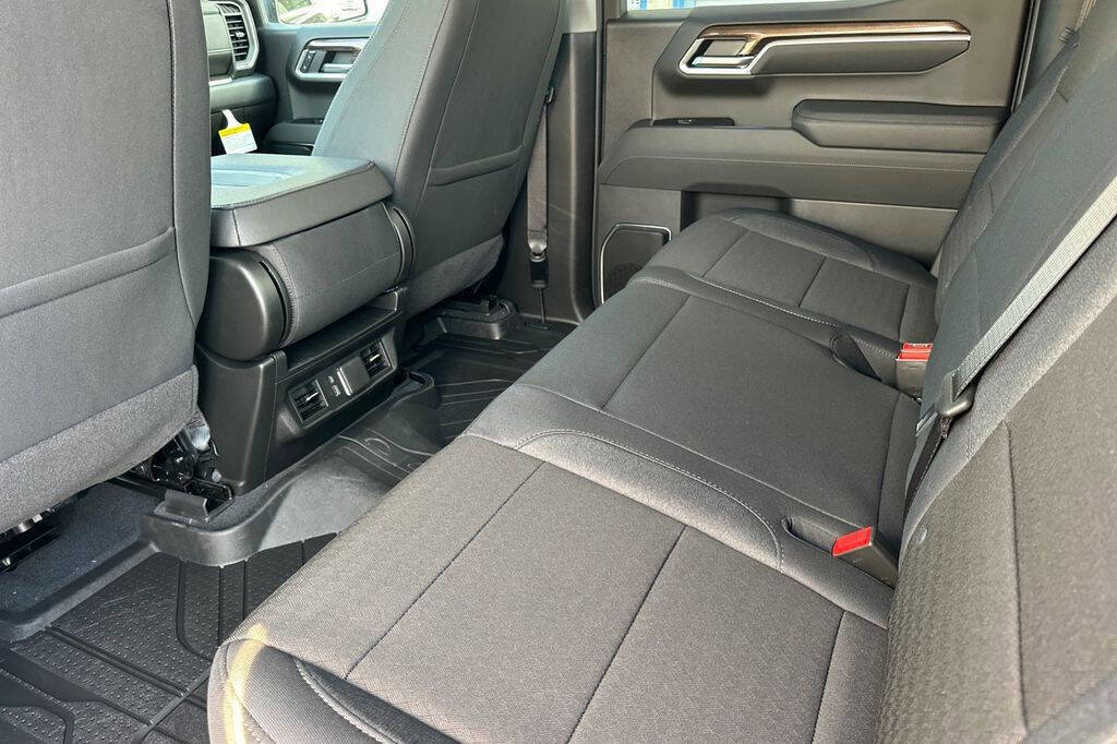 New 2026 Chevrolet Silverado 1500 LT w/ Safety Package image 13