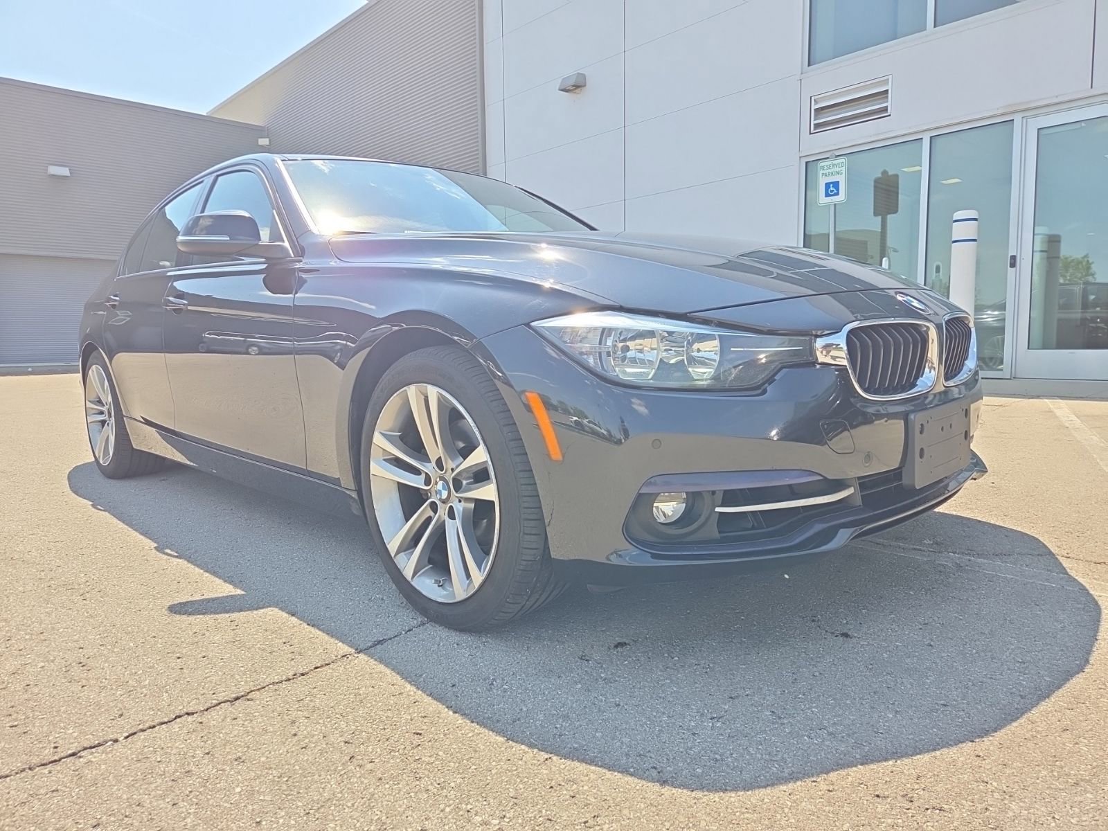 Used 2016 BMW 328i xDrive Sedan AWD/4WD image 30