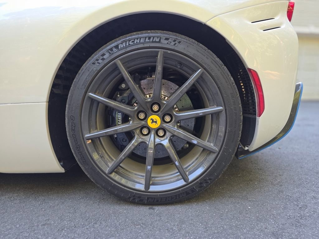 Used 2023 Ferrari SF90 Stradale image 28