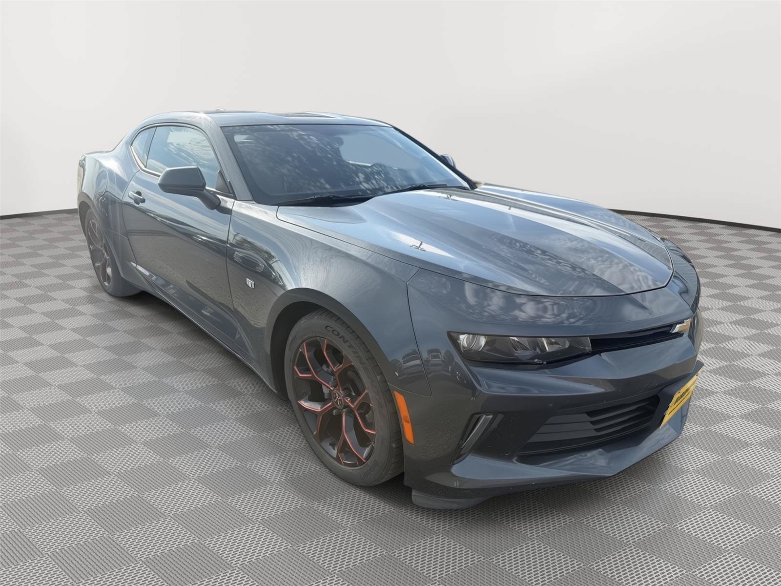 Used 2017 Chevrolet Camaro LT RWD image 7