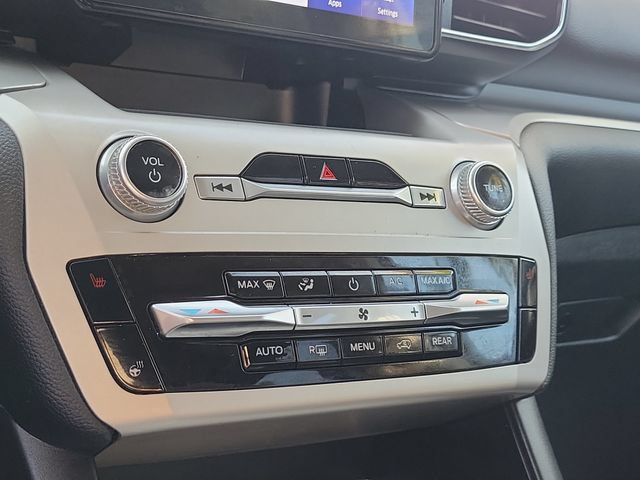 Used 2021 Ford Explorer XLT w/ Equipment Group 202A RWD image 23