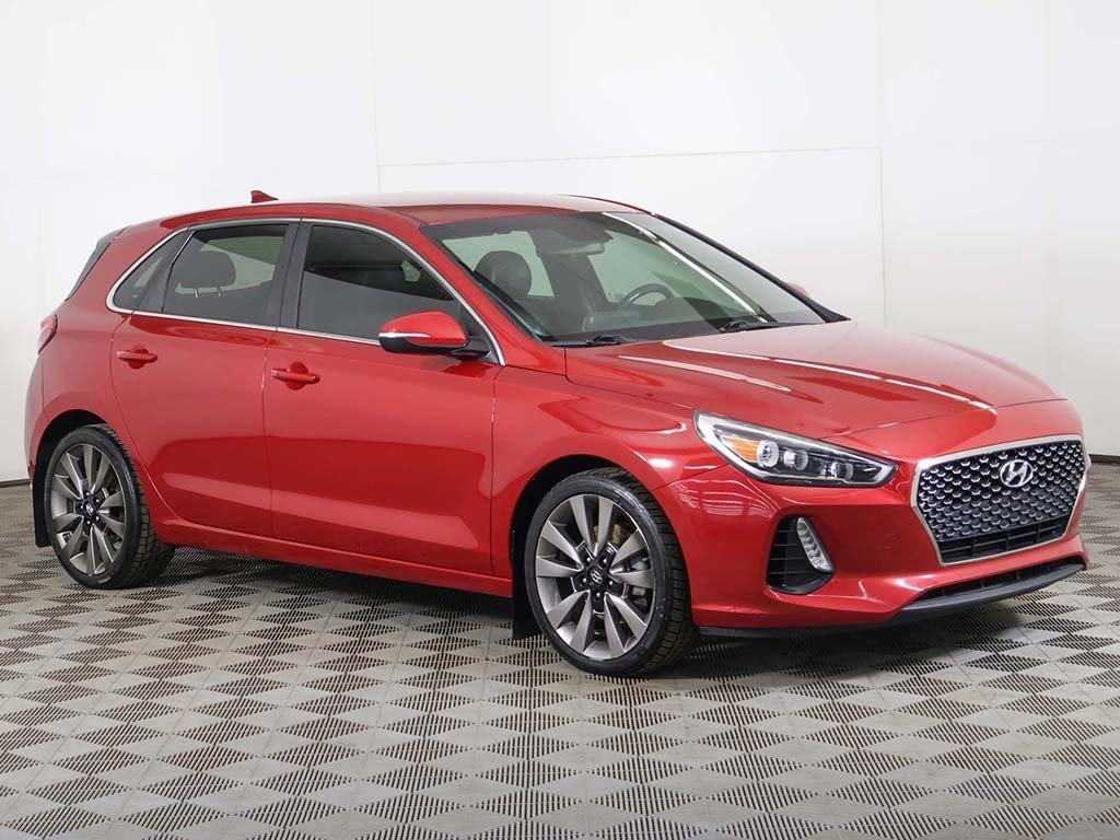 Used 2018 Hyundai Elantra GT Sport image 2
