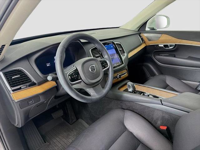 Used 2023 Volvo XC90 B6 Plus w/ Protection Package Premier AWD/4WD image 9