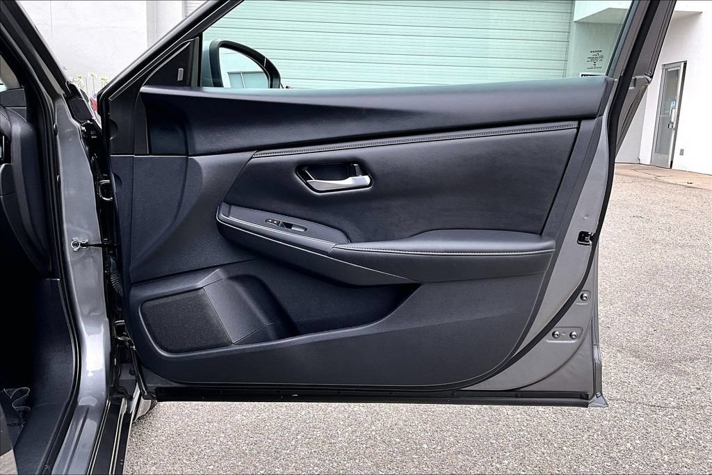 Used 2023 Nissan Sentra SV w/ All-Weather Package FWD image 28