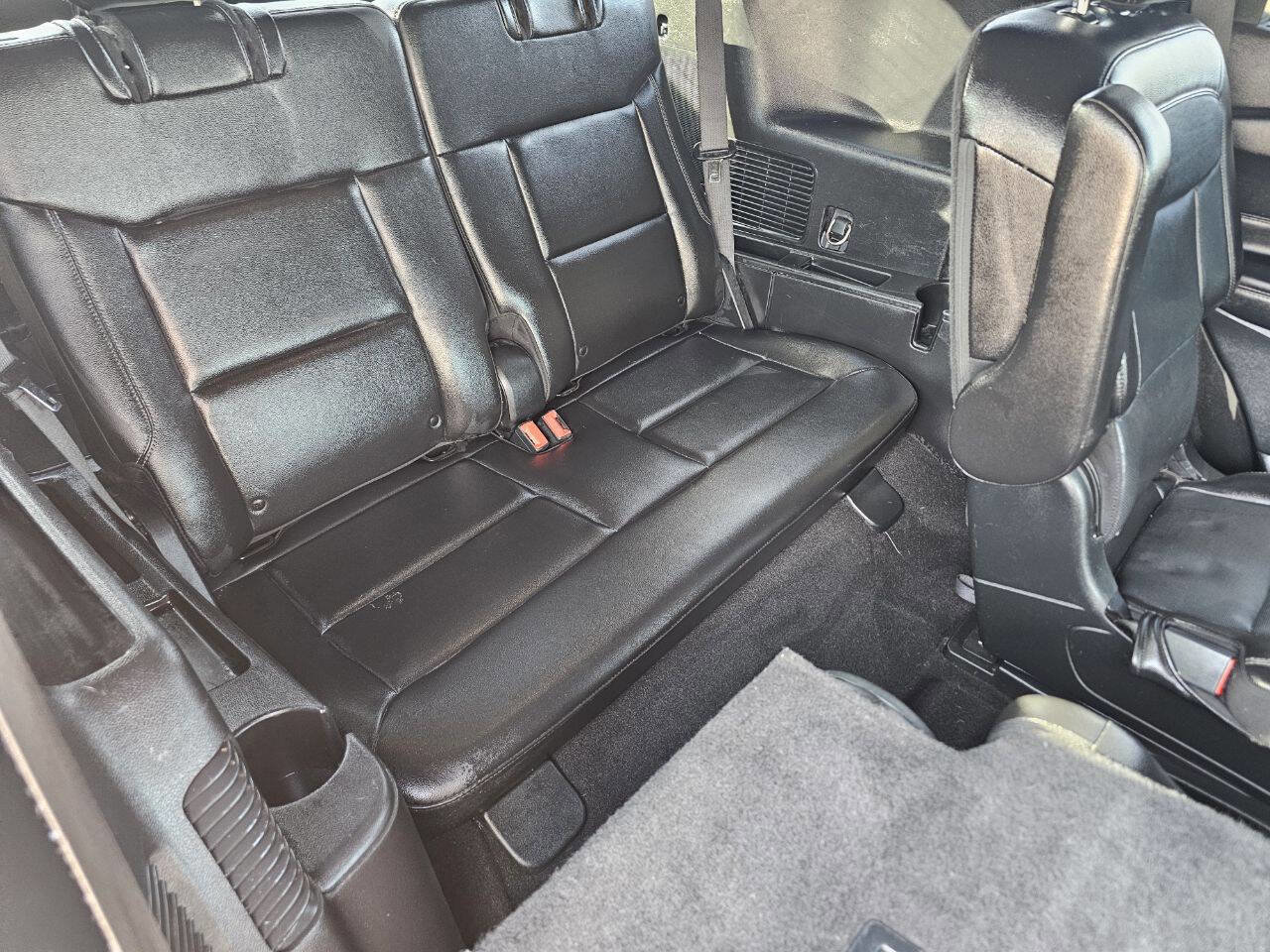 Used 2020 Ford Explorer Limited image 12