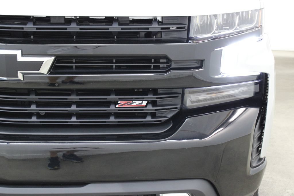 Used 2021 Chevrolet Silverado 1500 LT Trail Boss w/ Bed Protection Package AWD/4WD image 8