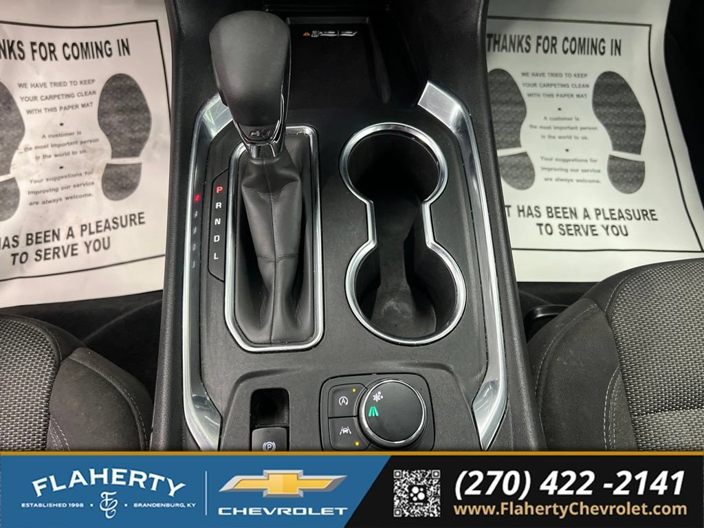 Used 2022 Chevrolet Traverse LT FWD image 30