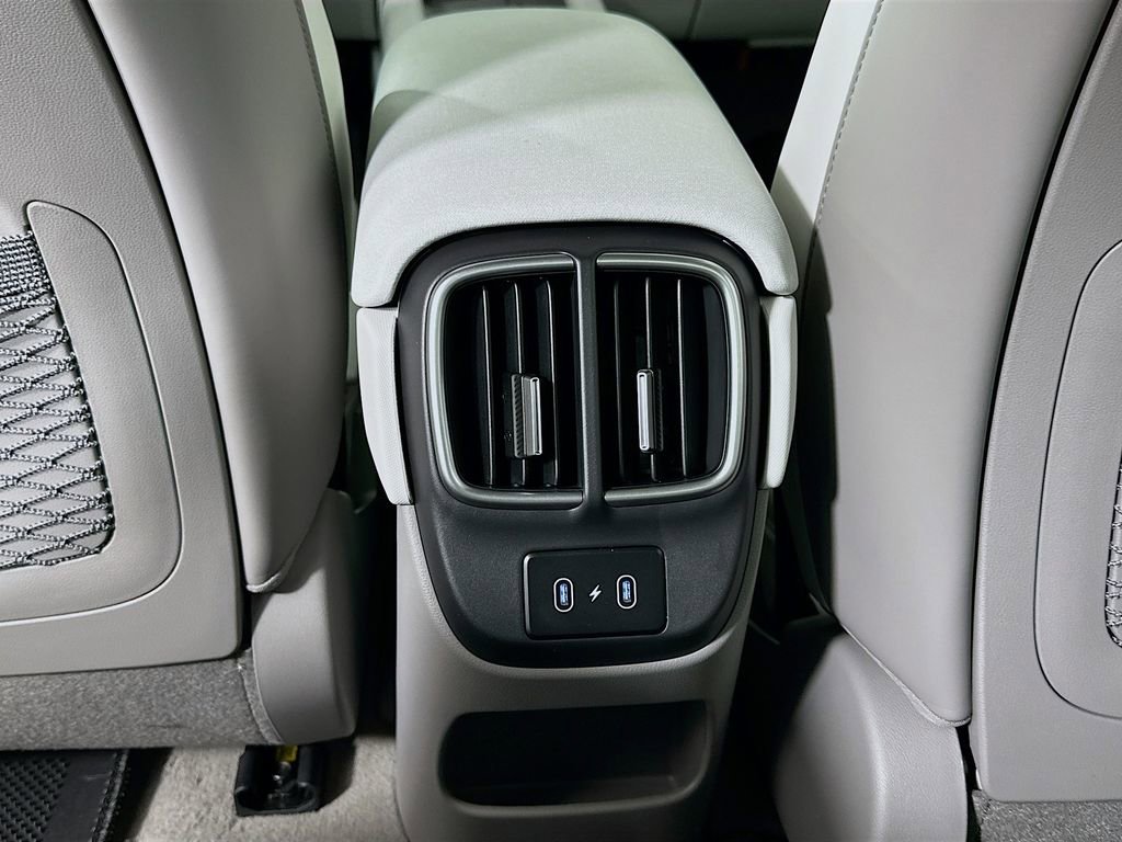 New 2025 Hyundai Ioniq 6 SEL image 18
