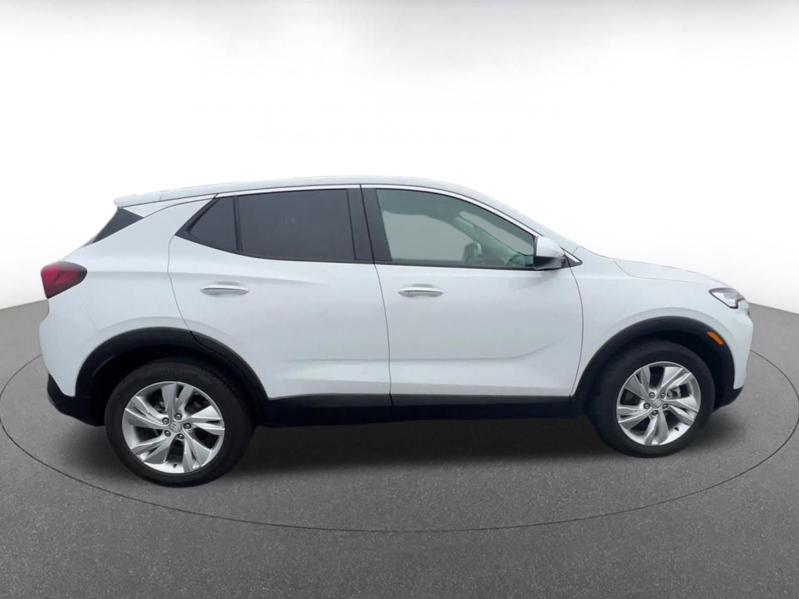 Used 2025 Buick Encore GX Preferred image 16