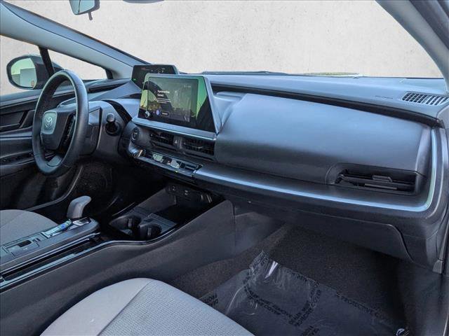 Used 2024 Toyota Prius LE image 20