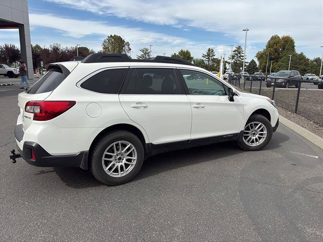 Used 2018 Subaru Outback 2.5i Limited AWD/4WD image 32