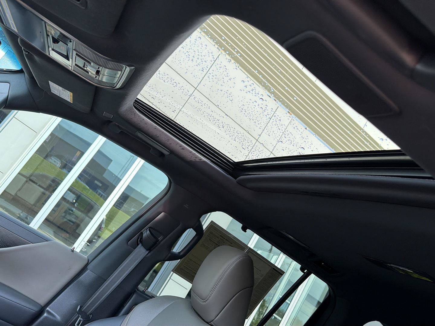 Certified 2025 Lexus LX 700h Overtrail AWD/4WD image 33