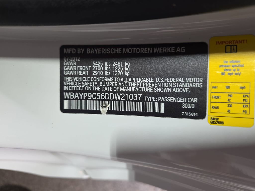 Used 2013 BMW 650i Convertible image 32