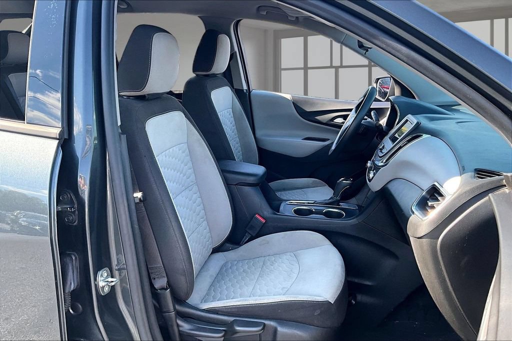 Used 2019 Chevrolet Equinox LS w/ LS Convenience Package FWD image 7