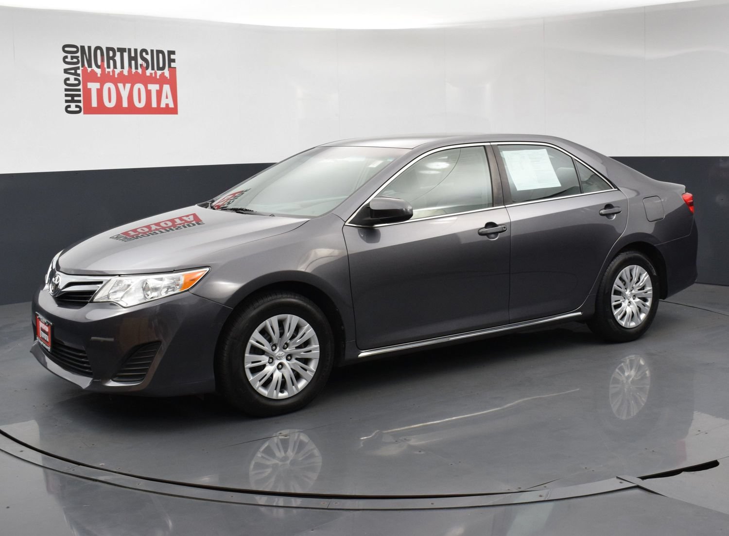 Used 2014 Toyota Camry LE FWD image 8