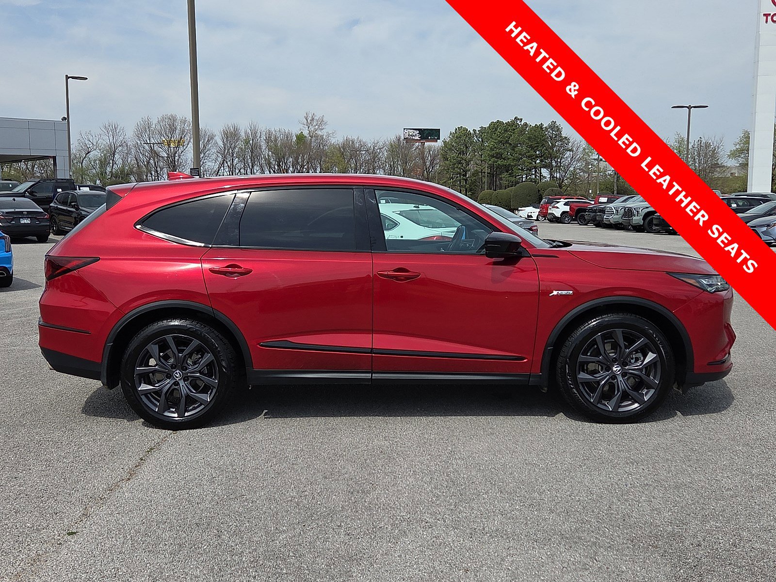 Used 2023 Acura MDX A-Spec image 6