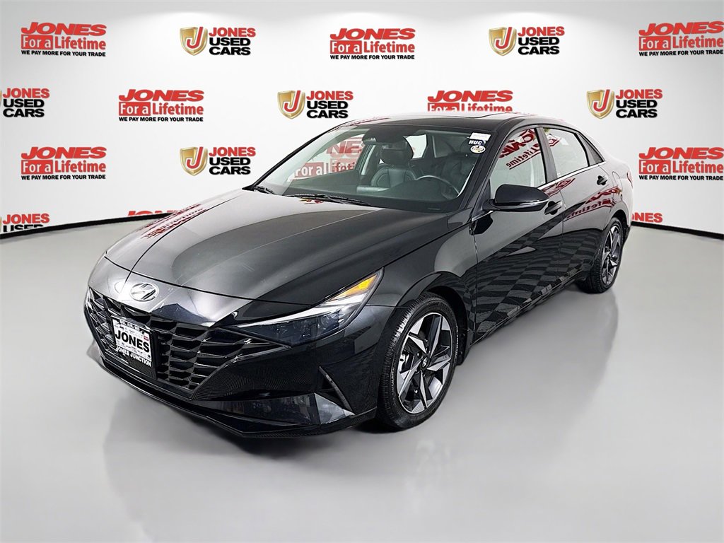 Certified 2022 Hyundai Elantra Limited w/ Cargo Package image 14