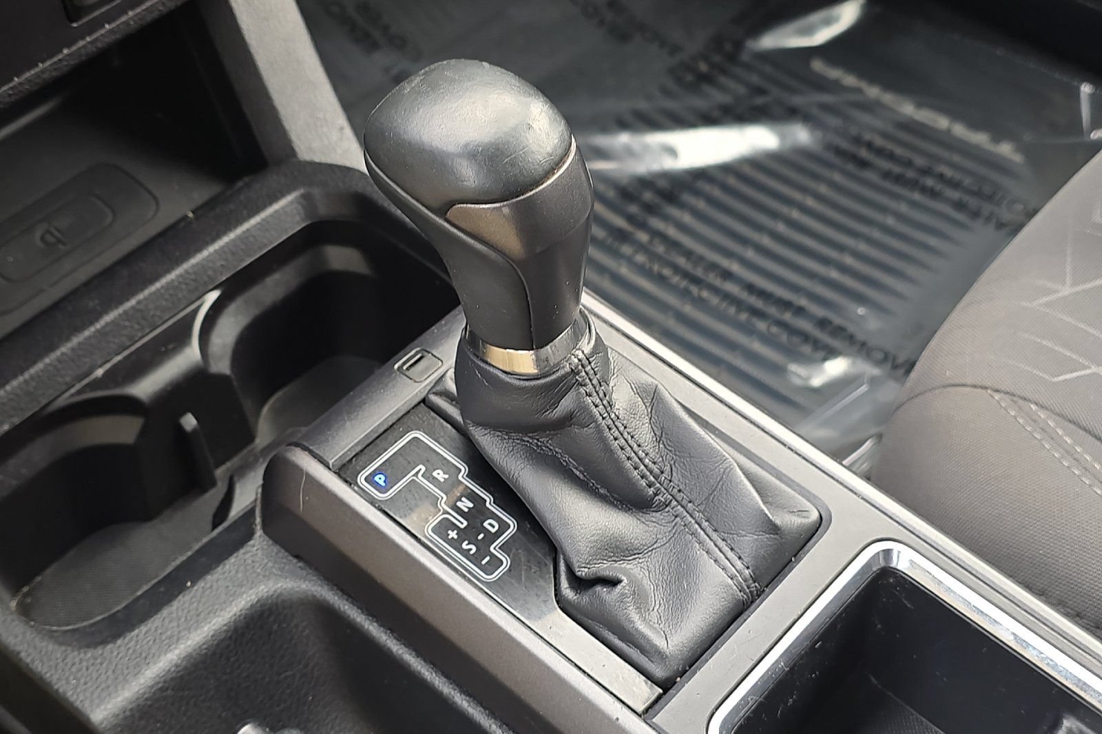 Used 2017 Toyota Tacoma TRD Off-Road w/ Tow Package (A/T) AWD/4WD image 18