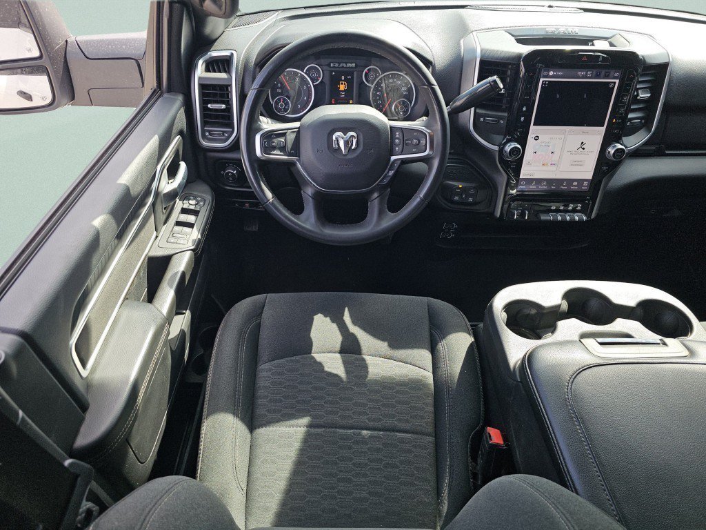 Used 2025 RAM 2500 Big Horn AWD/4WD image 4