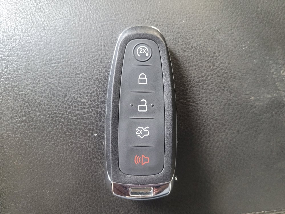 Used 2018 Ford Focus Titanium FWD image 32