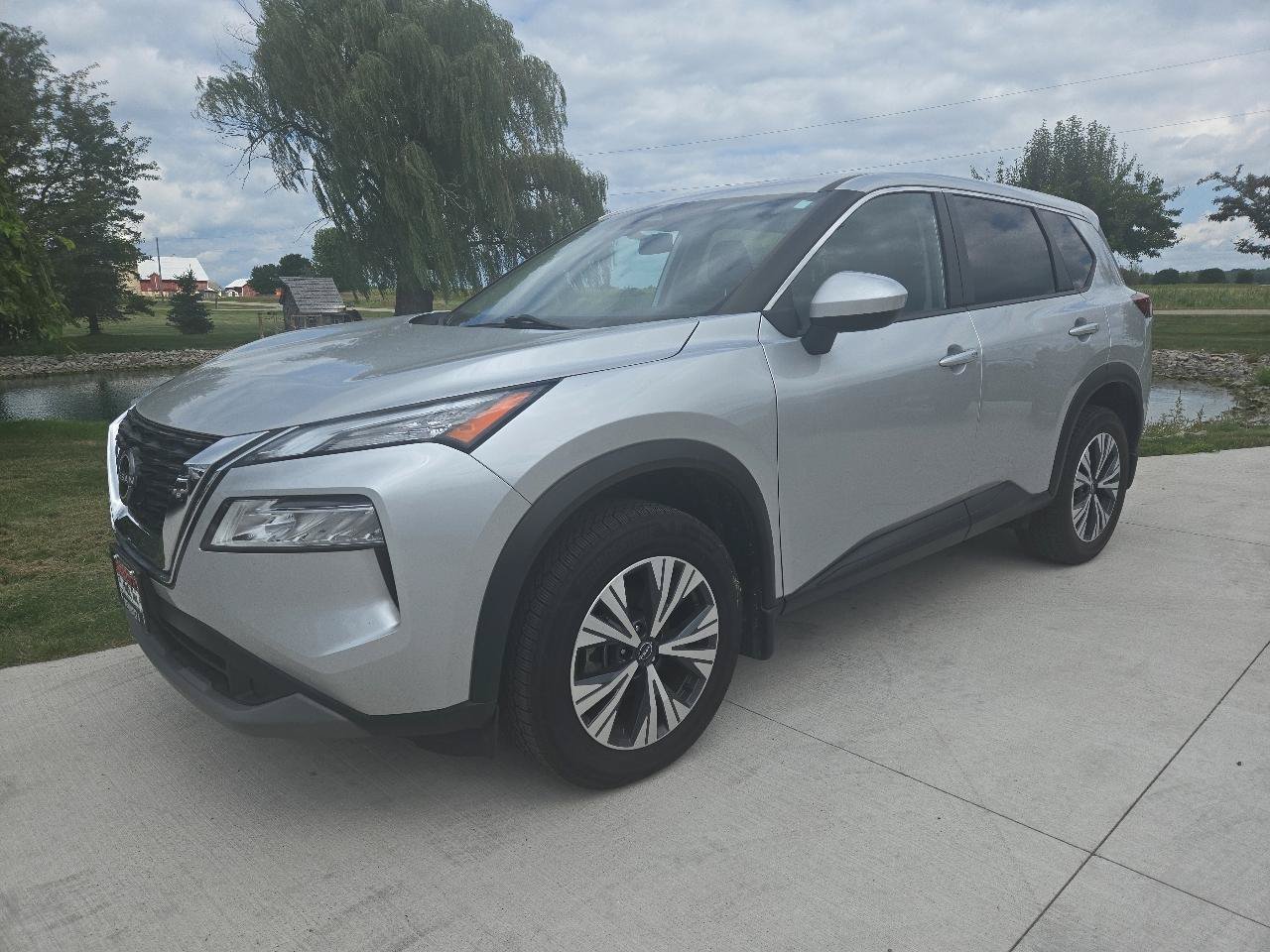 Used 2023 Nissan Rogue SV