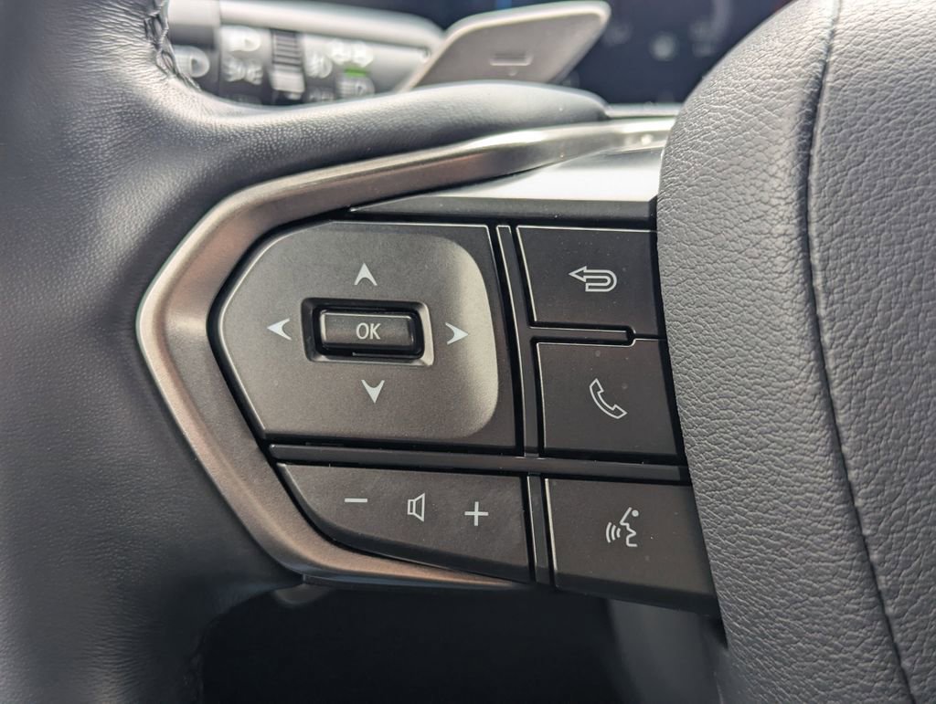 Used 2024 Lexus GX 550 w/ Accessory Package (Z1) AWD/4WD image 27