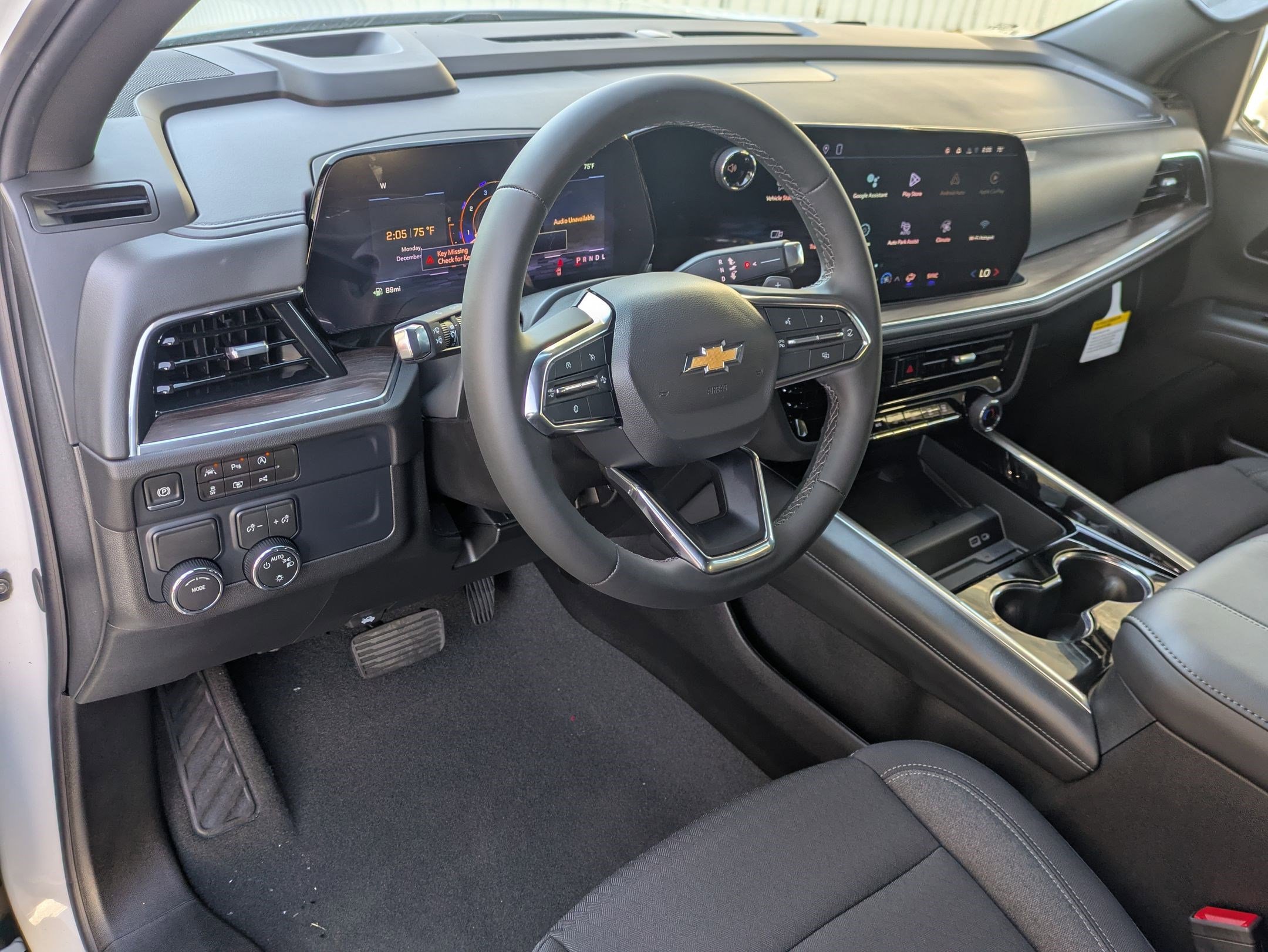 New 2026 Chevrolet Suburban LS image 8