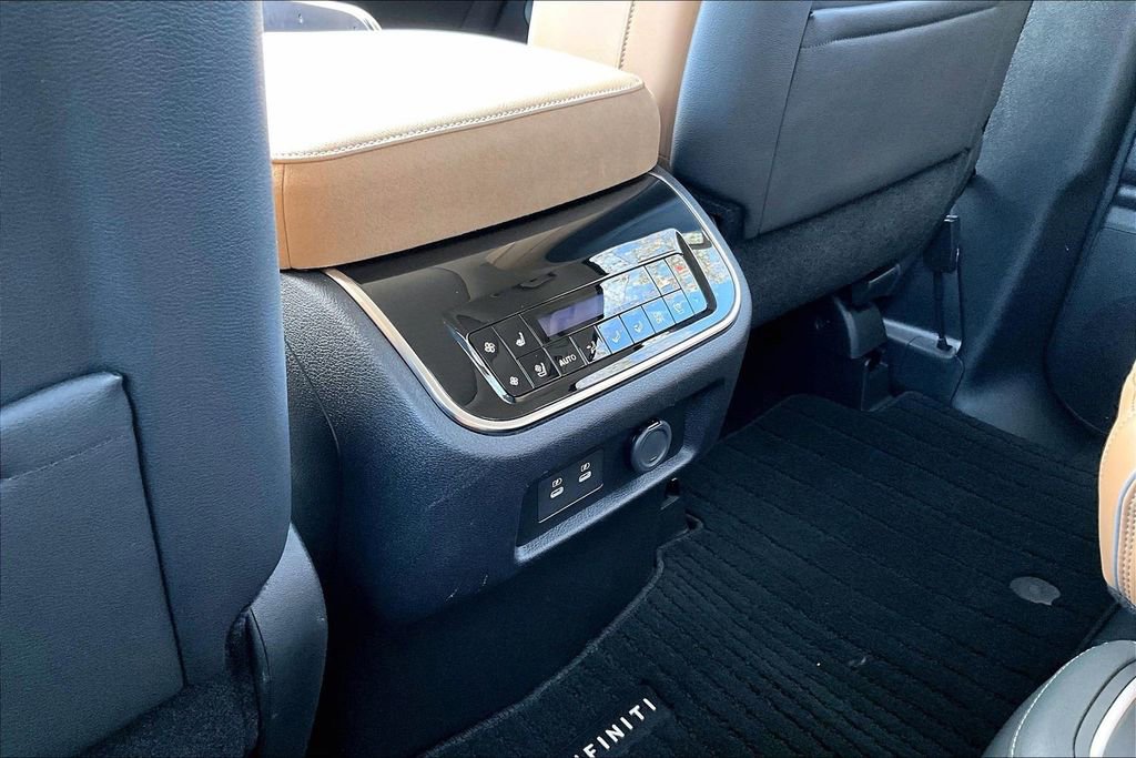 Used 2025 INFINITI QX80 Luxe image 33