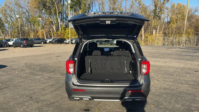 Certified 2022 Ford Explorer XLT w/ Equipment Group 202A image 30