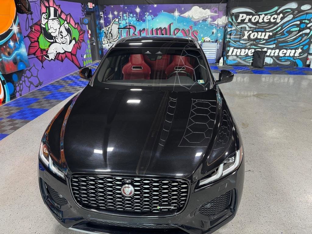 Used 2021 Jaguar F-PACE R-Dynamic S image 12