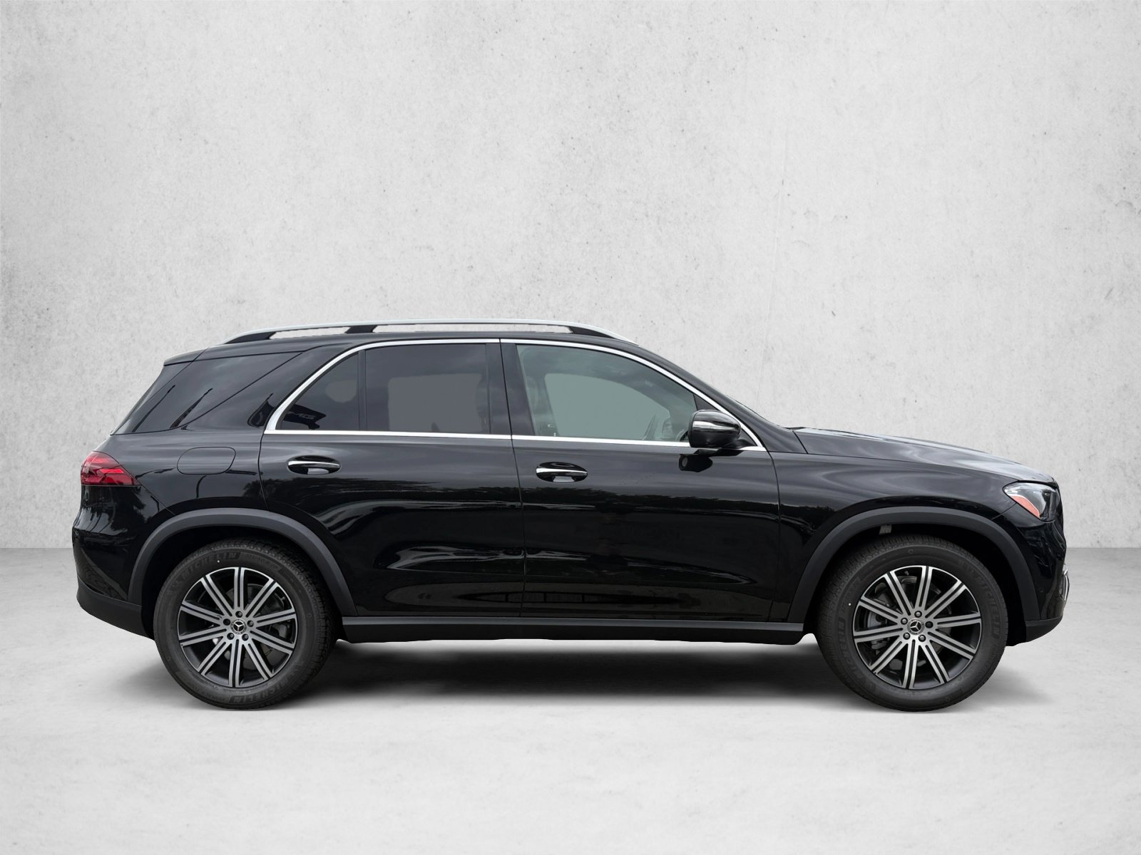 New 2026 Mercedes-Benz GLE 350 4MATIC image 4