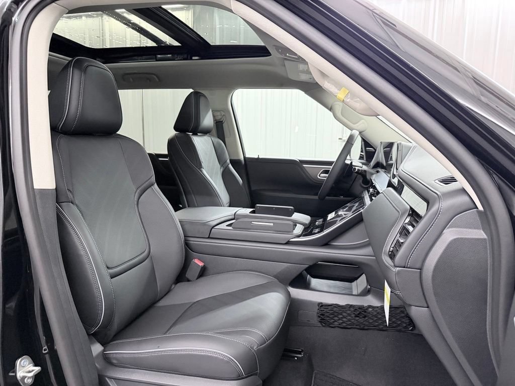 Certified 2026 INFINITI QX80 Luxe w/ Cargo Package RWD image 50