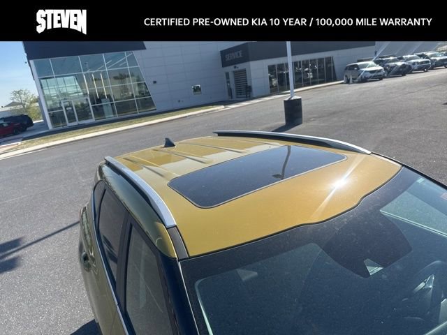 Certified 2024 Kia Seltos SX w/ SX Sunroof Package image 12