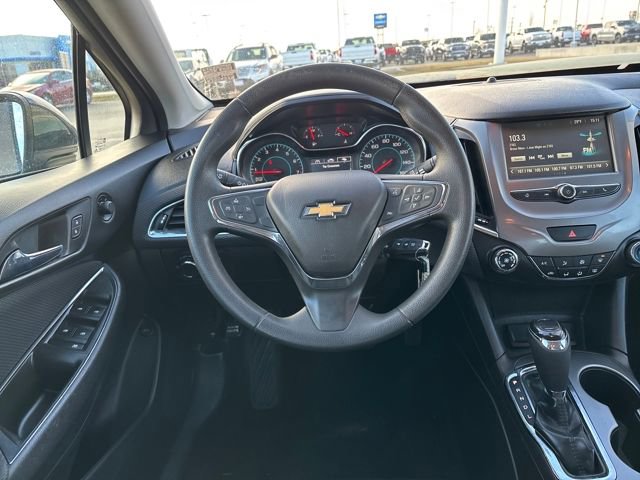 Used 2016 Chevrolet Cruze LT image 13