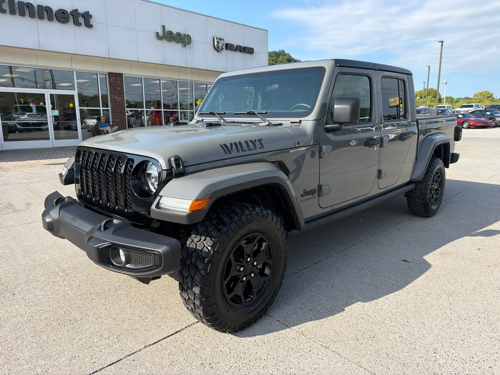 Used 2022 Jeep Gladiator Sport AWD/4WD image 4