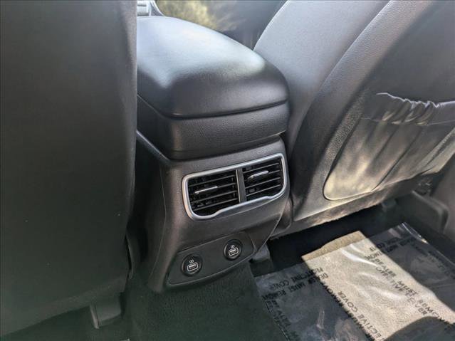 Used 2023 Hyundai Santa Fe SEL image 16