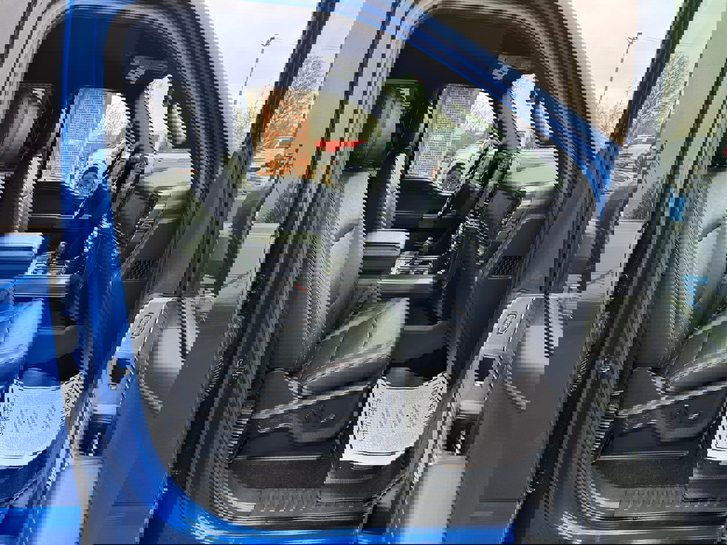 Used 2022 Ford F150 XLT w/ Equipment Group 302A High image 16