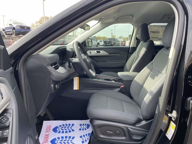 New 2026 Ford Explorer Active image 16