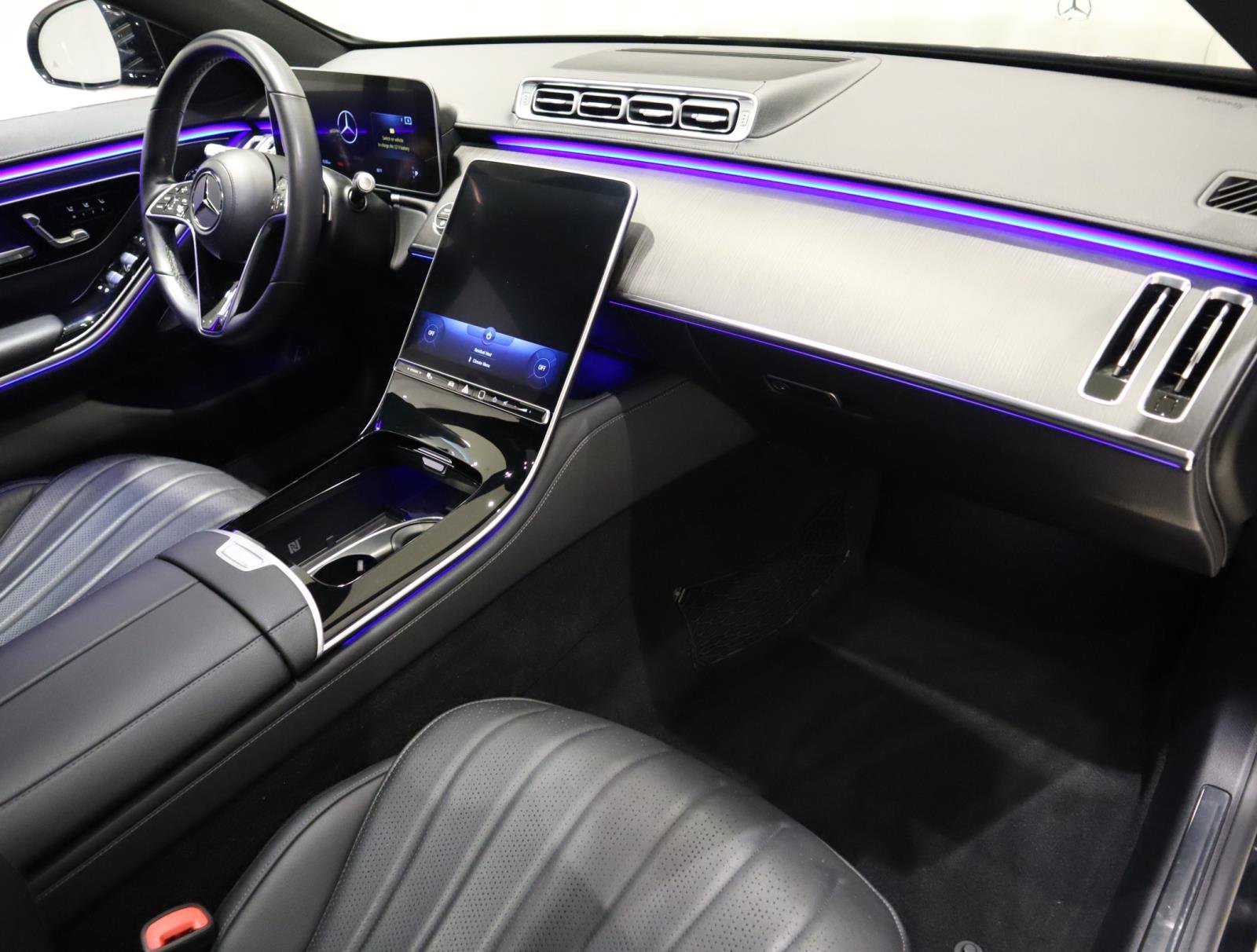 Used 2023 Mercedes-Benz S 580 4MATIC Sedan w/ AMG Line image 18