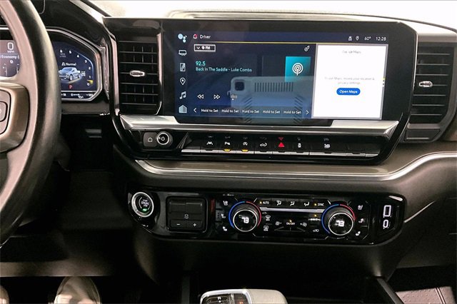 Used 2022 Chevrolet Silverado 1500 High Country w/ Max Trailering Package image 16