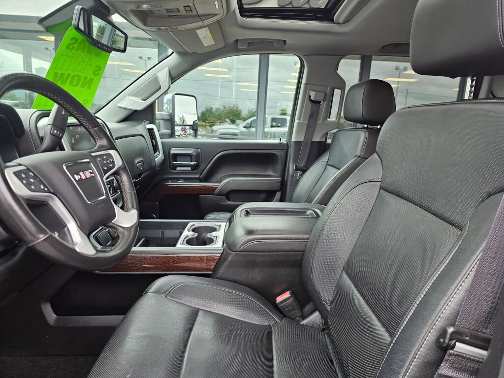 Used 2015 GMC Sierra 2500 SLT w/ Duramax Plus Package AWD/4WD image 17