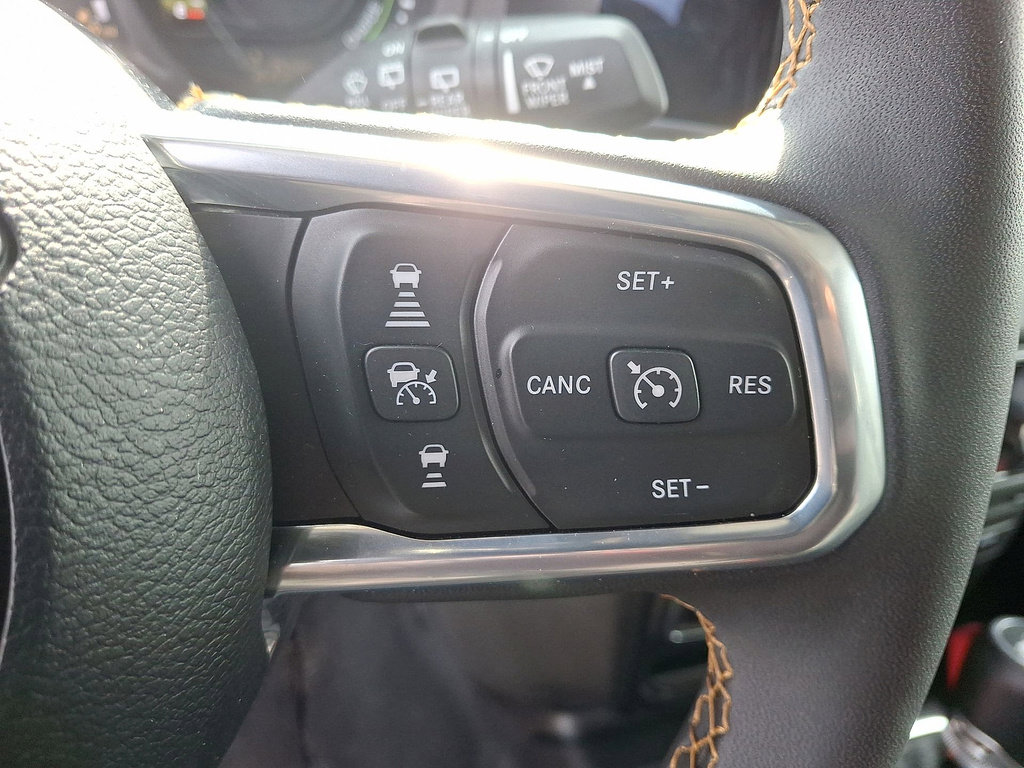 Used 2024 Jeep Wrangler Unlimited Sahara w/ Dual Top Group image 18