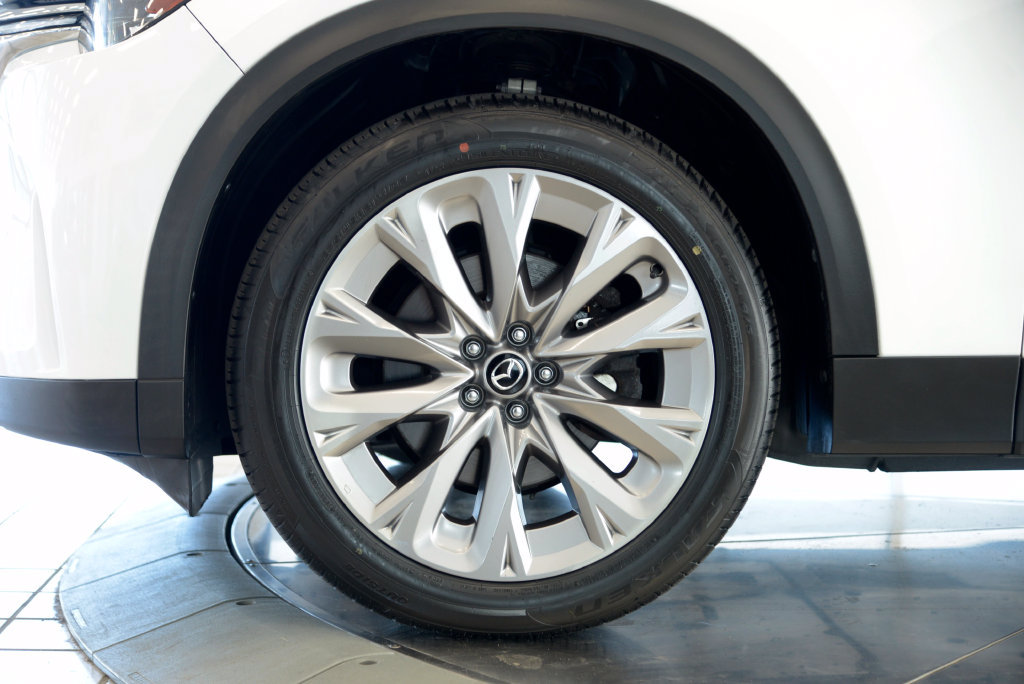 Certified 2024 MAZDA CX-90 3.3 Turbo w/ Premium Package AWD/4WD image 10