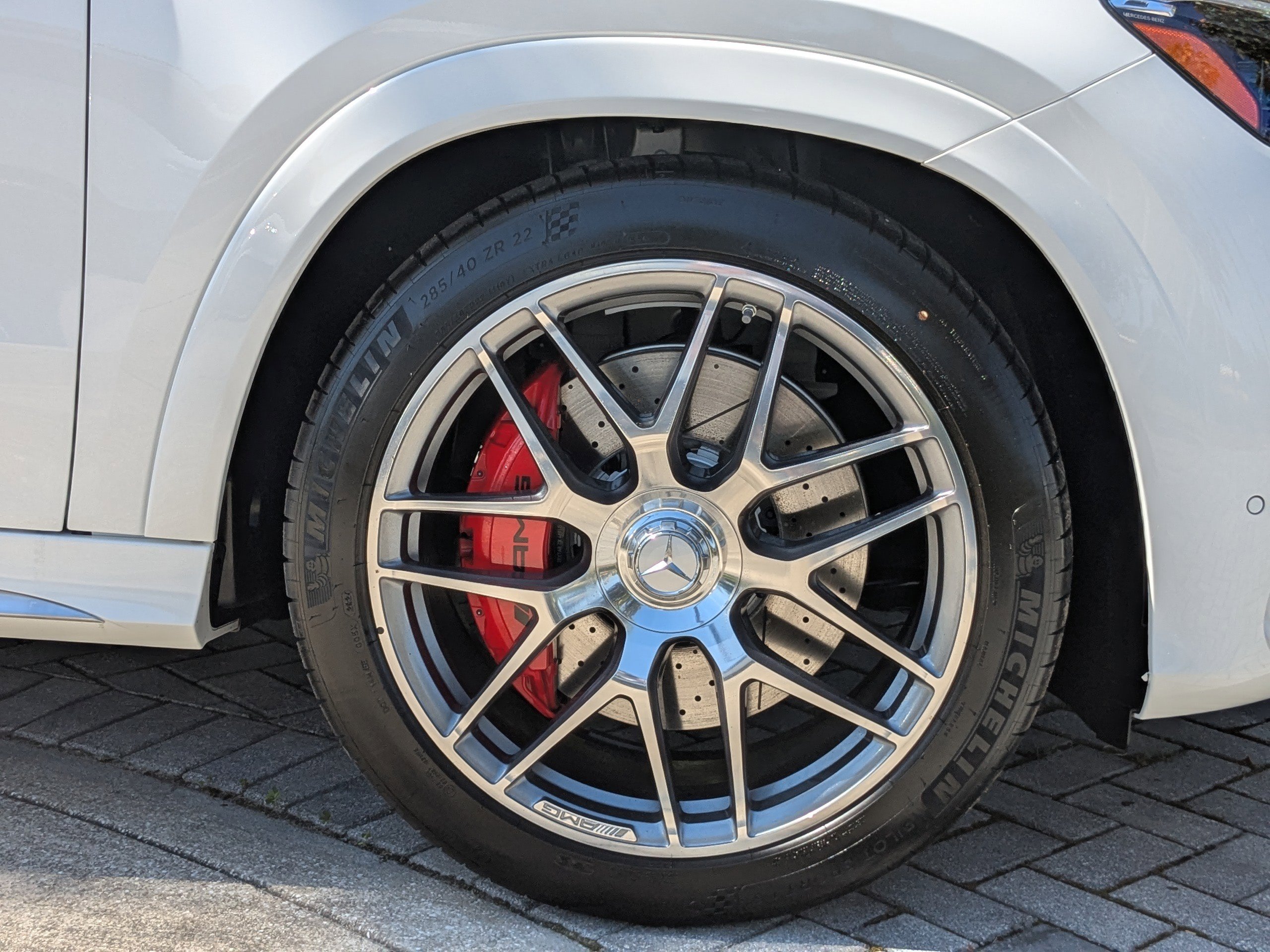 New 2025 Mercedes-Benz GLE 63 AMG S image 2