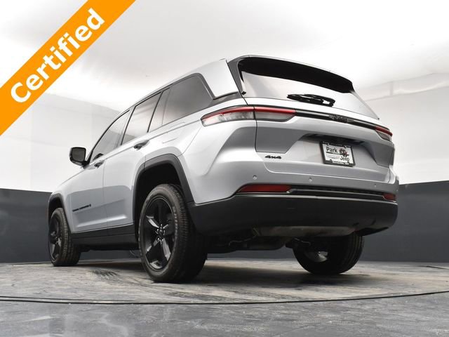 Certified 2023 Jeep Grand Cherokee Altitude image 22