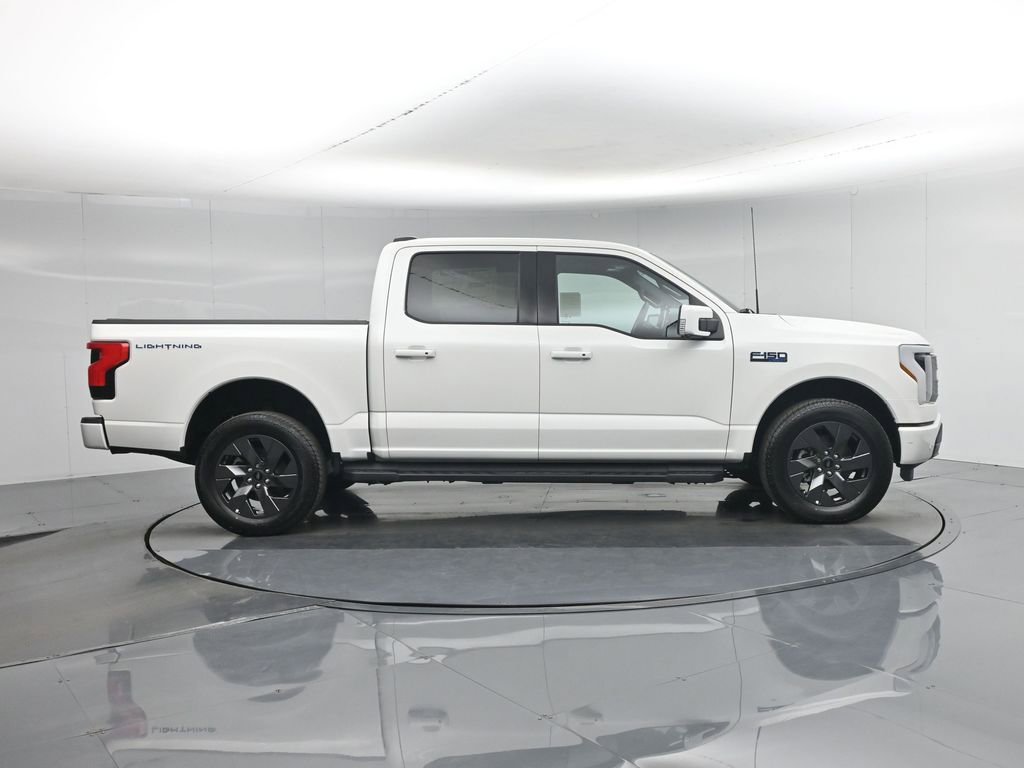 New 2025 Ford F150 Lightning Lariat w/ Max Trailer Tow Package image 25