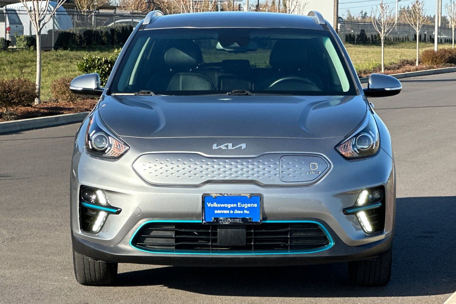 Used 2022 Kia Niro EX image 8