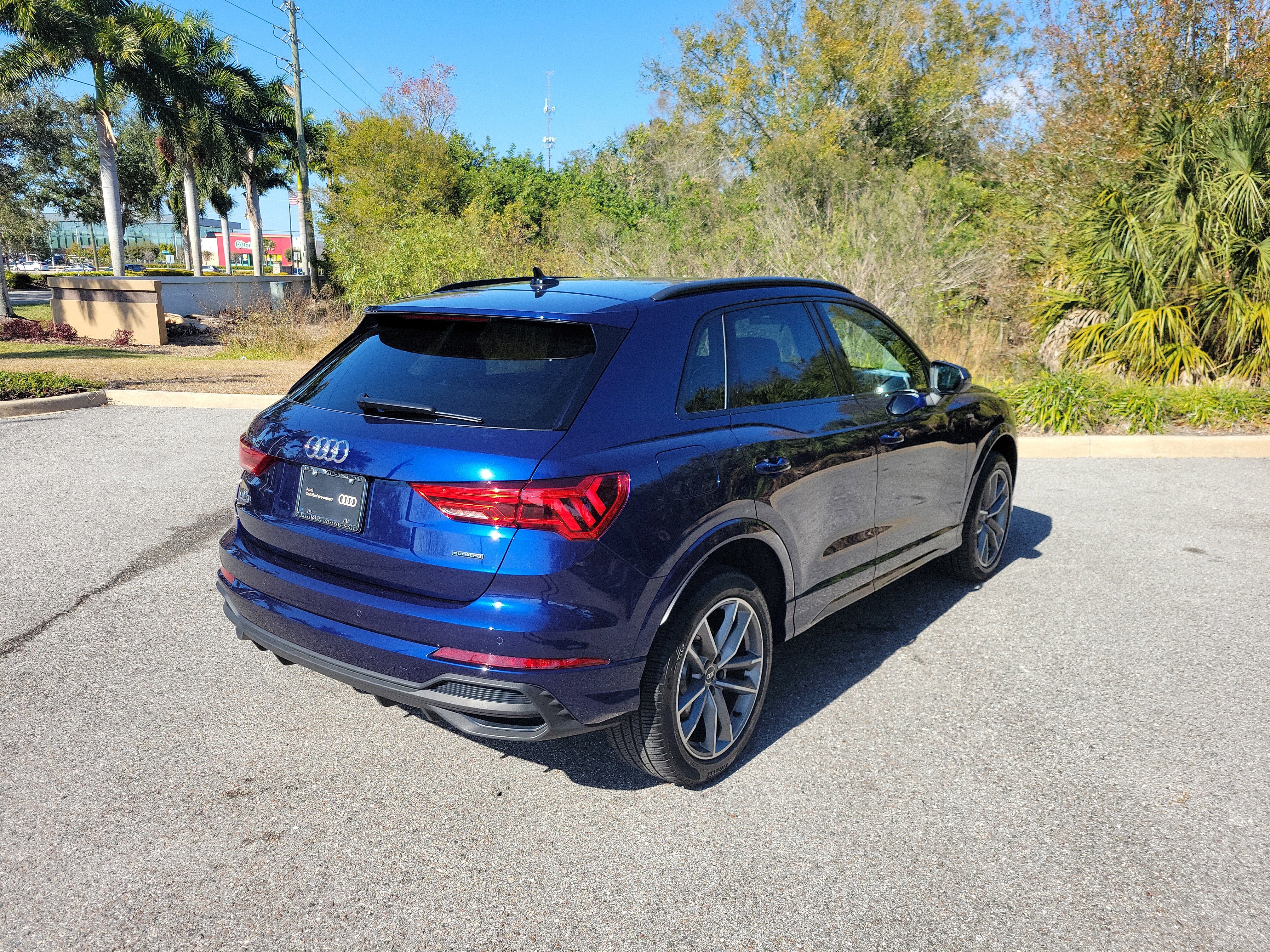 Certified 2025 Audi Q3 2.0T Premium w/ Convenience Package AWD/4WD image 6